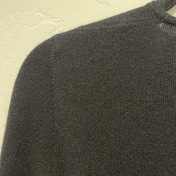 Long Sleeve Sweater, 100% Italian Cashmere, Made in Italy. Excellent Condition! - Picture 5 of 7